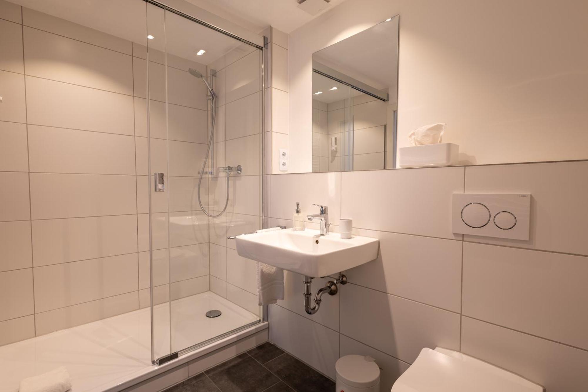 Hotel Fischerhaus Dusseldorf Ngoại thất bức ảnh