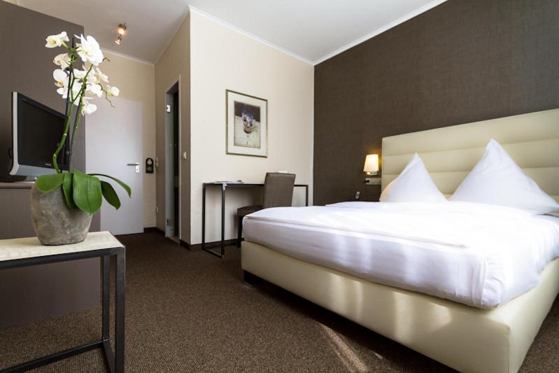 Hotel Fischerhaus Dusseldorf Ngoại thất bức ảnh